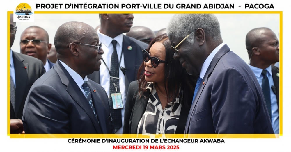 Inauguration du Carrefour AKWABA
